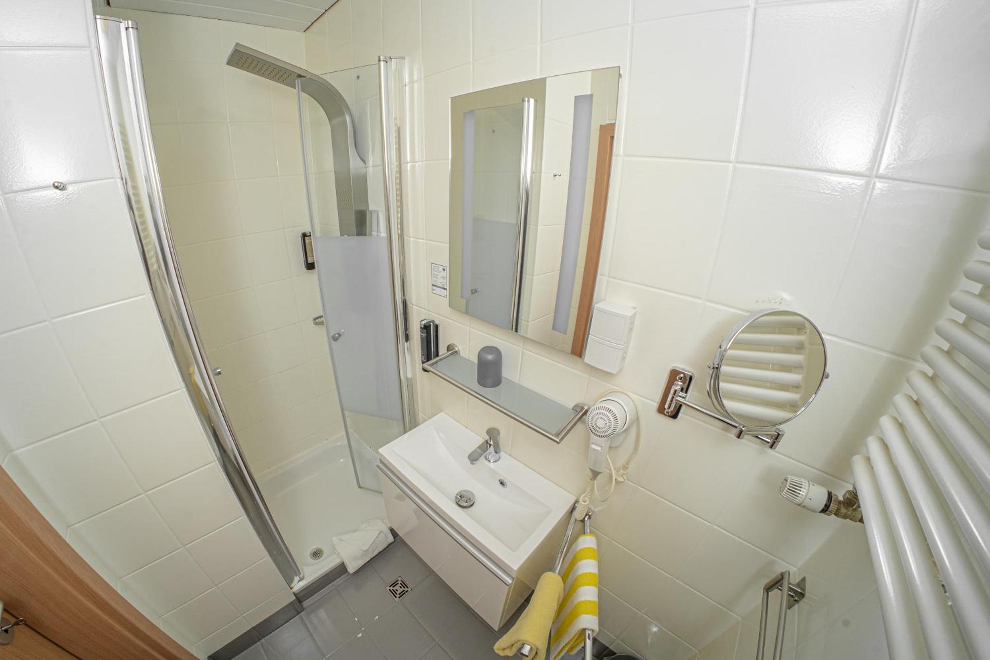 Landhotel Grabinger Schwandorf Esterno foto