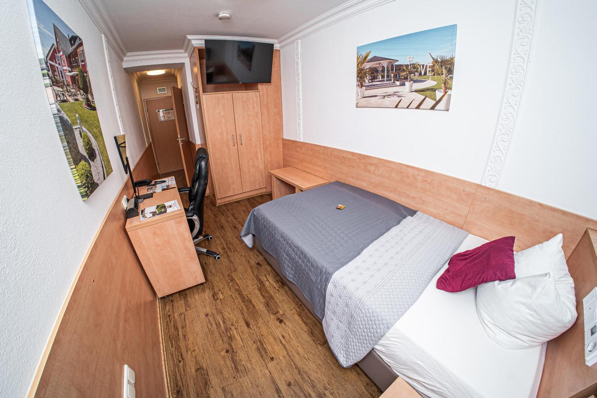 Landhotel Grabinger Schwandorf Esterno foto